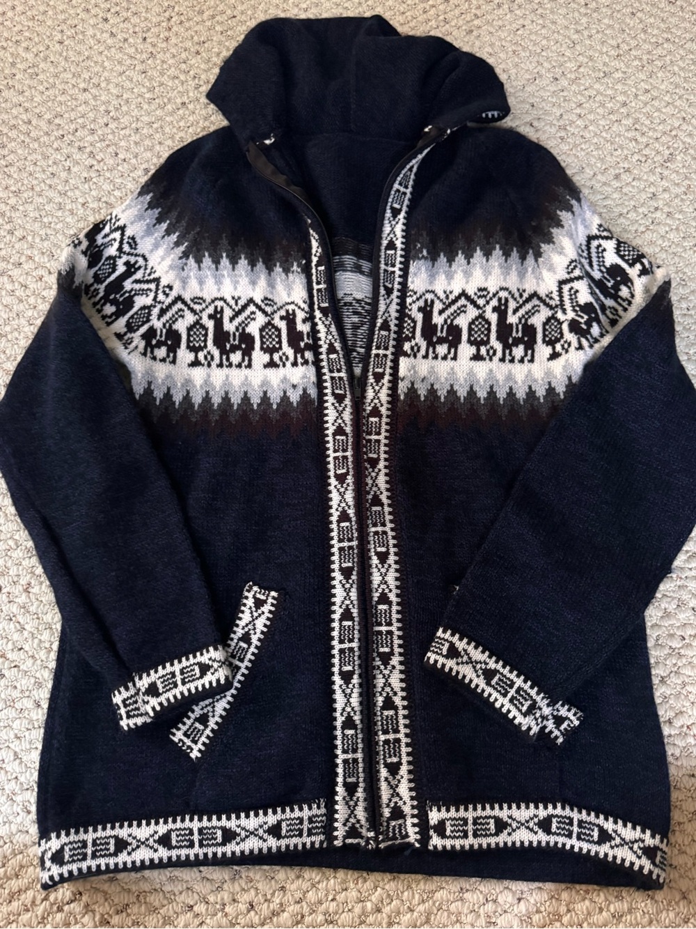 Alpaca Nordic Zip-Up Hooded Cardigan Sweater - Black & White